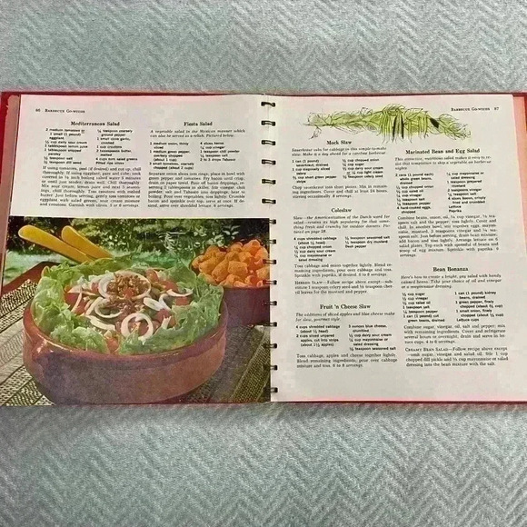 Vintage Betty Crocker First Edition, 1st Printing 1967 Outdoor Cooking BBQ Grill - Picture 5 of 7